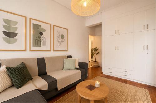 Elegant Apartment near Kalamata Center