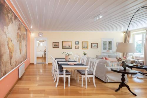 Liston Luxury Apartment with Spianada & Fortress View