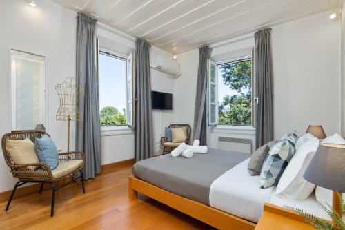 Liston Luxury Apartment with Spianada & Fortress View