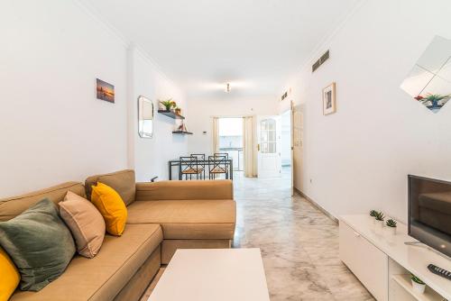 Home2Book Sevilla Terrace & Pool Apt