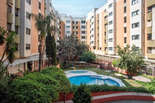 Home2Book Sevilla Terrace & Pool Apt