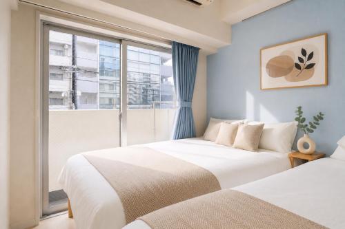 301Room 5 mins walk from JR Kinshicho North Exit On level 3 with lift access includes a balcony plus quiet indoor spaces quiet indoor space