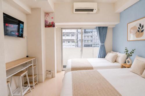 301Room 5 mins walk from JR Kinshicho North Exit On level 3 with lift access includes a balcony plus quiet indoor spaces quiet indoor space