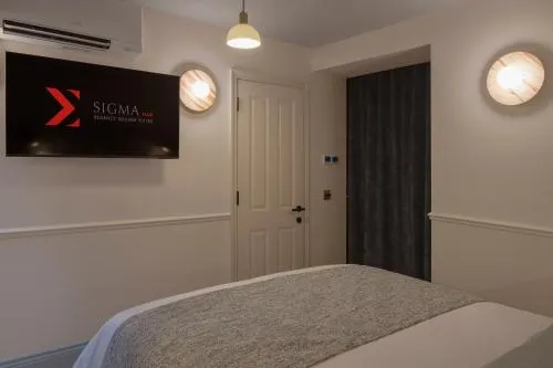Sigma Plus Regency Square Suites near Brighton Beach photo 93