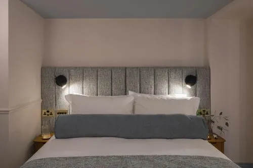 Sigma Plus Regency Square Suites near Brighton Beach photo 97