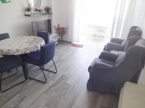 Sunset apartment with sea view and free WIFI in the heart of Las Americas