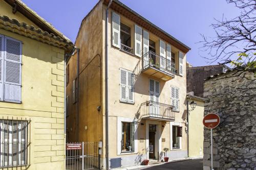 A9 Staywizus-3P Vieil Antibes 5 min Mer-AC-WIFI