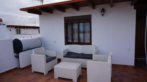 Apartment with an outdoor kitchen