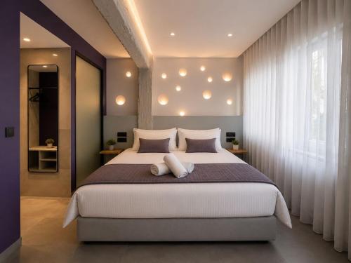 Gold & Concrete Acropolis Residence