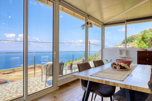 Atlantic View, a Home in Madeira