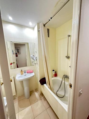 Habitaciones París 157