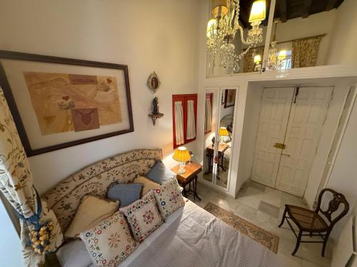 CASA SEÑORIAL EN SEVILLA CENTRO,Calle Mármoles