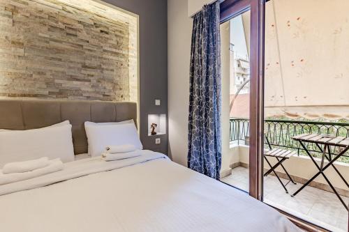 2BR Acropolis Walk Historic Thissio Athens