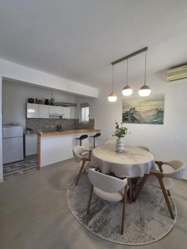 DEN Apartments