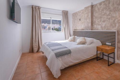 Tenerife Stay Los Cristianos 3 Bedroom Pool Apartment