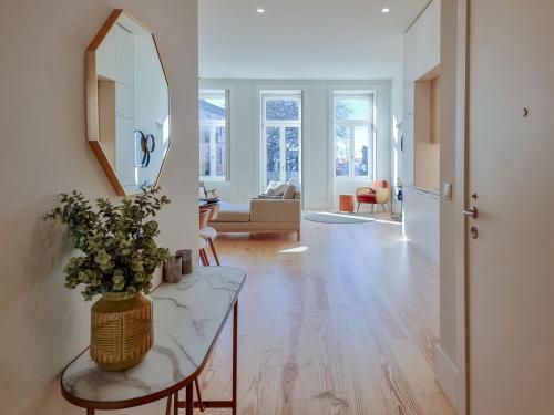 Spacious flat with private terrace and shared pool