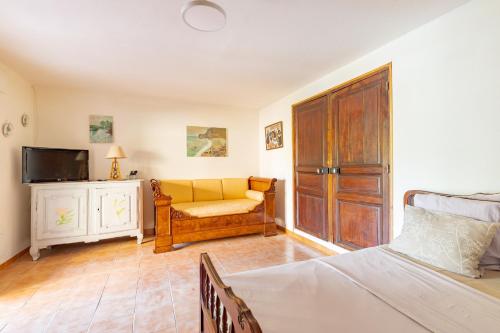 Le Clos des Plaisirs - Studio avec jacuzzi privé