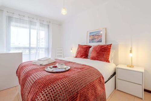 Bright & Spacious Flat with Balcony by HostWise