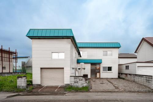 Route 22 House