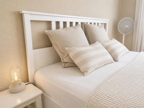 Apartment Stellina Ascona - Steps from Lido & Promenade - Balcony & Free Garage