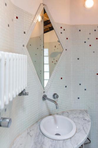 Cheerful 3 BR Flat In Piazza Santo Spirito