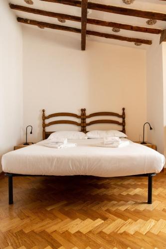 Cheerful 3 BR Flat In Piazza Santo Spirito