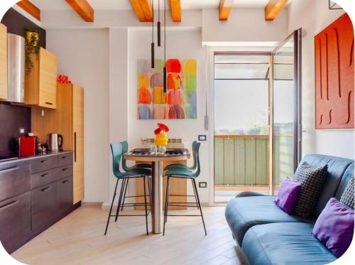 Navigli-Bocconi roof terrace apartment