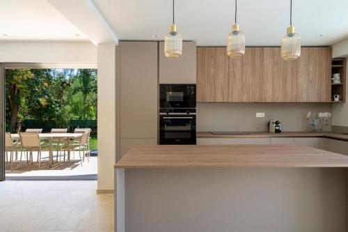 LA MÉSANGE Villa avec piscine et jardin photo 8