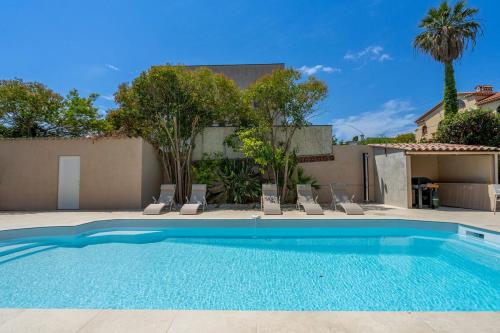 LA MÉSANGE Villa avec piscine et jardin photo 28