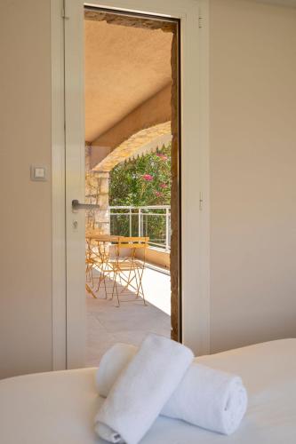 LA MÉSANGE Villa avec piscine et jardin photo 52