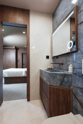 IBoutique Luxury Villa with Heated Pool