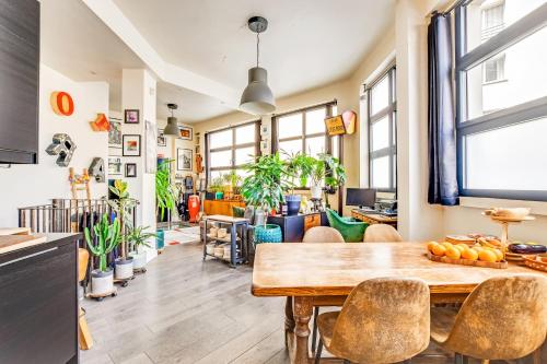 Perfect Home to discover Paris in Peace with Love