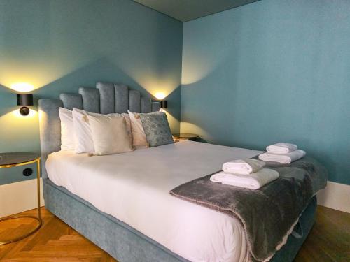 Design award-winning apartment in Ribeira