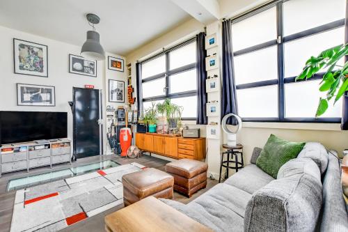 Perfect Home to discover Paris in Peace with Love