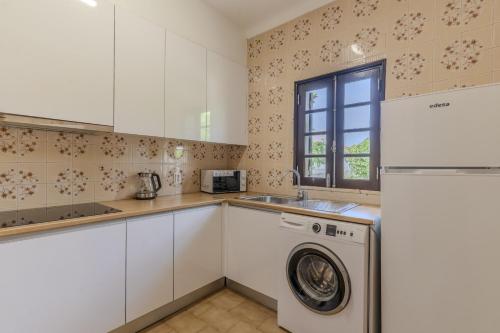 #391 Charming Villa Share Pool & Garden