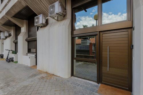 Modern Duplex in Chamberí