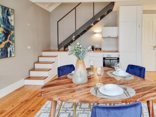 Charming loft with mezzanine in the city center