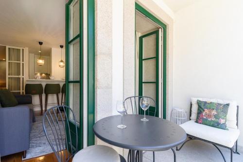 Flat with cozy balcony in the heart of city center