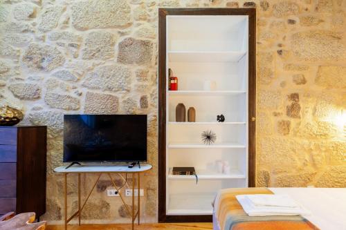 Stylish loft with balcony and Douro River view