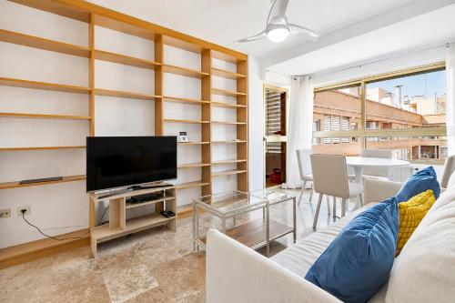 Family Apartment City of Arts by Invalencia