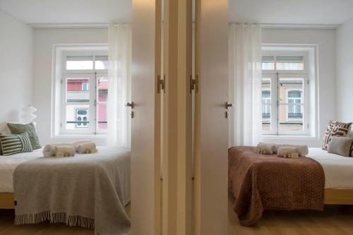 Historic Apt with View of Infante Square