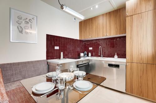 Saint Honore Prestige Apartment Premium Stay 4P