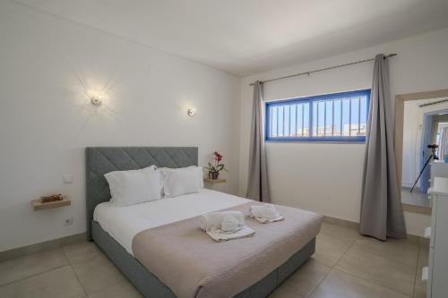#412 Poolside Stay 1BR Near Oura & Beaches