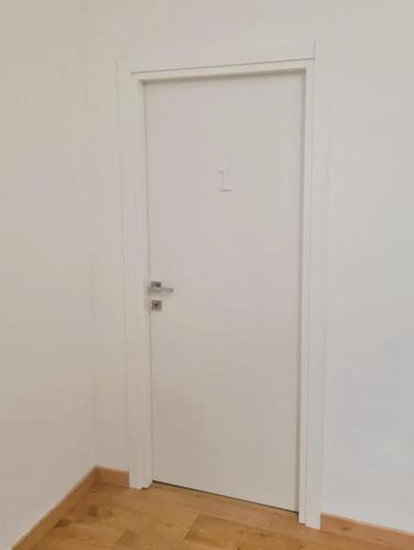 Alexander Apartment