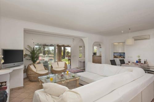 Villa Oasis Beach by Villa Plus