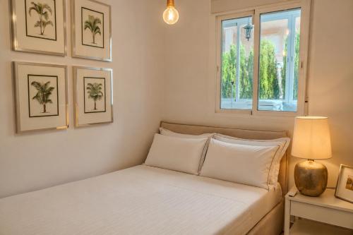 Modern Family townhose with panoramic view
