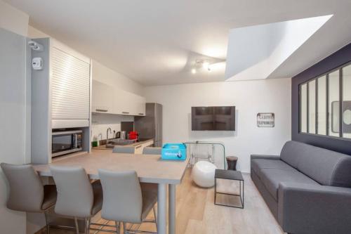 Beautiful Modern Apartment for 4 near Bastille
