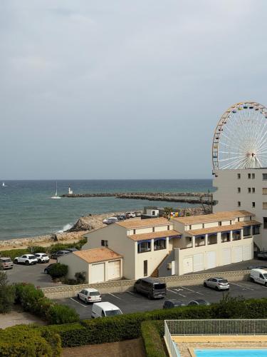 L'Écrin Bleu for 3 or 4 people, panoramic view