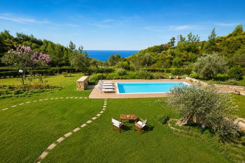 Iconic Olea Villa Pefkohori with Pool & Beach