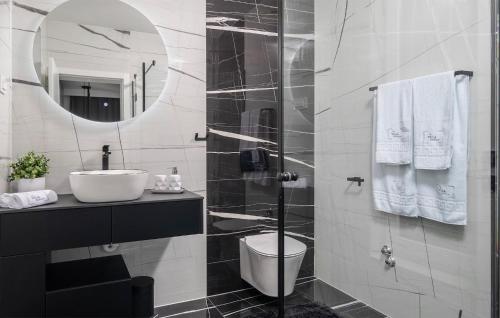 Lovely Home In Zadar With Sauna
